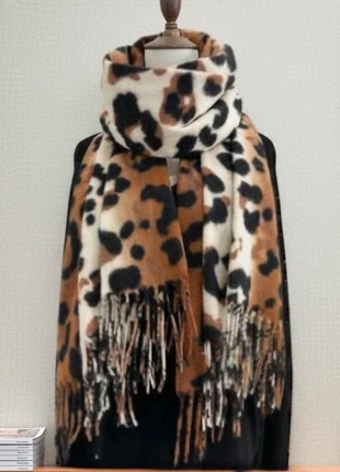 Écharpe léopard imitation cachemire – douce, chaude & tendance, marca: Boutique De La Femme, estado: Muito bom, €9.90, €11.10 inclui Proteção do Comprador