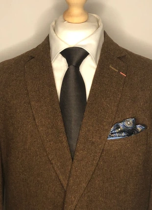 Hugo Boss Selection Brown Micro-Checks Silk Tie, merk: Hugo Boss, staat: Heel goed, € 19,00, € 20,65 inclusief Kopersbescherming