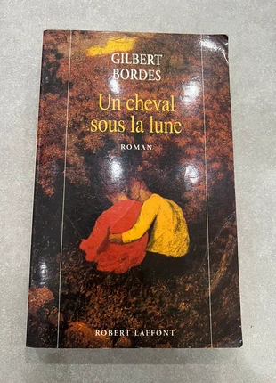 Livre Un cheval sous la lune de Gilbert Bordes Éditions Robert Laffont, estado: Bom, €1.00, €1.75 inclui Proteção do Comprador