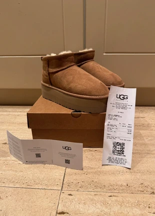UGG Classic Mini Platform EU38 - Con ticket de tienda, marque: UGG, état: Neuf avec étiquette, taille: 38, 112,00 €, 118,30 € Protection acheteurs incluse