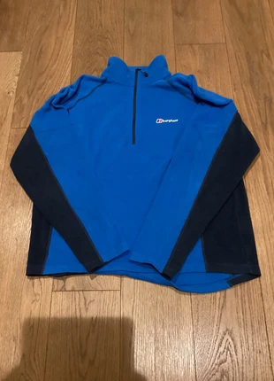 outdoor berghaus light blue vintage y2k pullover, marque: Berghaus, état: Très bon état, taille: L, 22,00 €, 23,80 € Protection acheteurs incluse