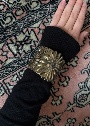 Vintage flower bracelet, marque: nobrand, état: Très bon état, 10,00 €, 11,20 € Protection acheteurs incluse