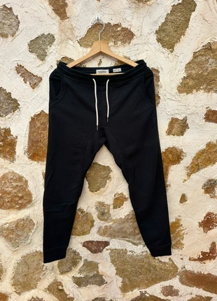 Pantalón negro, marque: Pull & Bear, état: Bon état, taille: M, 3,00 €, 3,85 € Protection acheteurs incluse