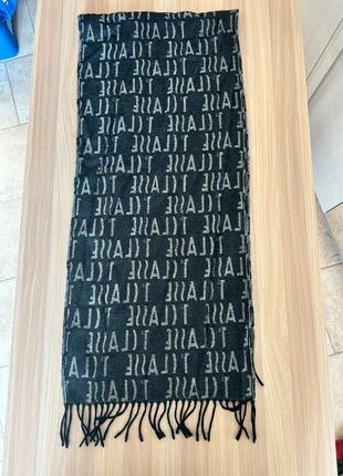 Sciarpa in lana vergine Alviero Martini 1ª Classe, marque: Alviero Martini 1a Classe, état: Neuf sans étiquette, 39,90 €, 42,60 € Protection acheteurs incluse