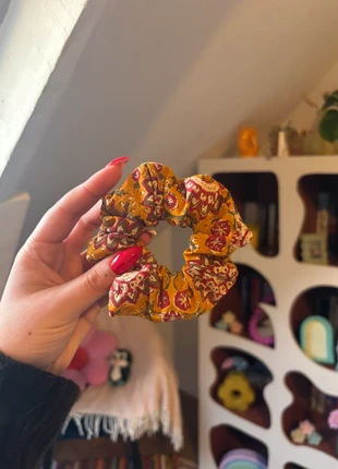 Chouchou motifs jaune fait main, marca: Fait Main, estado: Nuevo sin etiquetas, 5,00 €, 5,95 € Protección al comprador Pro incluida