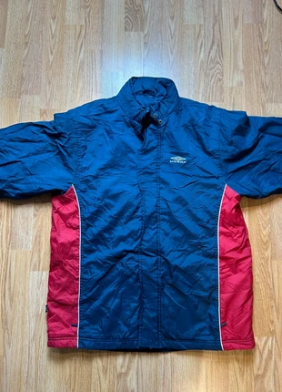 Umbro vintage navy/red jacket • M/L (no label) • zip works but catches, brand: Umbro, condition: Good, size: L, £7.00, £8.05 includes Buyer Protection Pro
