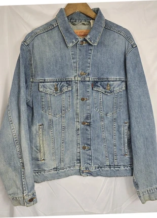 Veste en Jean Levi's 70507 bleu clair, année 90, taille M, très bon état, merk: Levi Strauss & Co., staat: Heel goed, maat: M, € 33,50, € 35,88 inclusief Kopersbescherming Pro