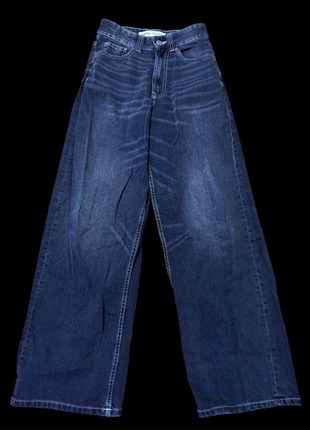 Bershka Jeans, brand: Bershka, condizioni: Nuovo senza cartellino, taglia: XS / IT 38 / EU 34, €10.00, €11.20 include la Protezione acquisti