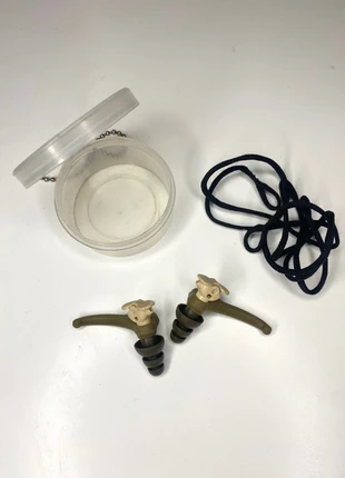 Bouchon anti bruit, marque: Armée de Terre, état: Neuf sans étiquette, 8,00 €, 9,10 € Protection acheteurs incluse