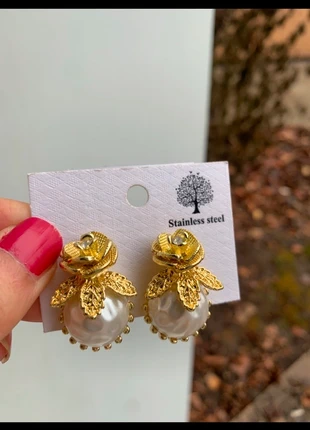 Boucle d'oreille rose éternel vintage clips, brand: Vintage Love, condition: Very good, €6.50, €7.53 includes Buyer Protection Pro