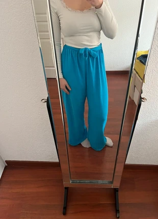 Pantalon fluide bleu, brand: sansnom., condizioni: Ottime, taglia: M / IT 42 / EU 38, €2.00, €2.80 include la Protezione acquisti