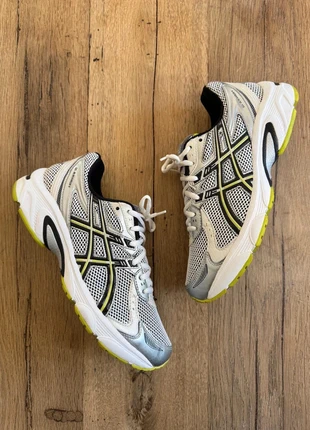 Sneakers Asics Gel Blackhawk - Taille 41.5, marca: Asics, estado: Muito bom, tamanho: 41,5, €55.00, €58.45 inclui Proteção do Comprador