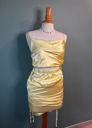 💛 Ensemble jupe et crop top jaune, brand: Shein, condition: New with tags, size: S / 36 / 8, €4.00, €4.90 includes Buyer Protection