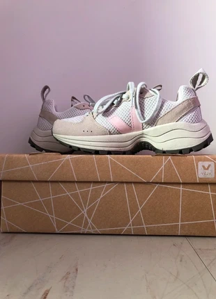Veja – Venturi II – Beige & Rose poudré - 37, marque: Veja, état: Très bon état, taille: 37, 45,00 €, 47,95 € Protection acheteurs incluse