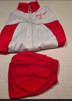 Chándal deportivo, brand: Local, condizioni: Buone, taglia: 12 anni / 152 cm, €10.00, €11.20 include la Protezione acquisti