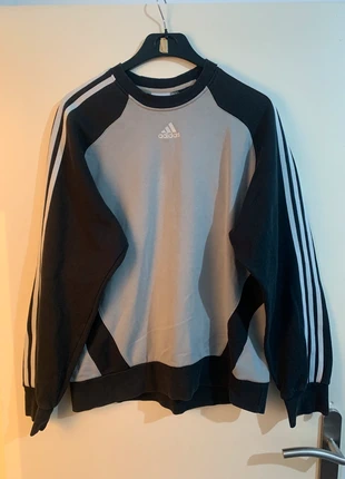Sweat Adidas Vintage Bleu Marine/Gris Logo Brodé Taille M, marque: adidas, état: Très bon état, taille: M, 15,00 €, 16,45 € Protection acheteurs incluse
