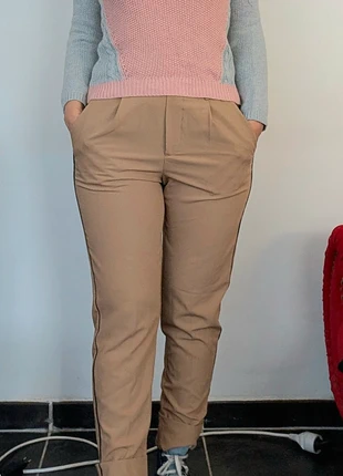 Pantalon femme slim Bershka rétro 38, brand: Bershka, condition: New without tags, size: M / 38 / 10, €25.00, €26.95 includes Buyer Protection