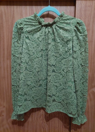 Blouse dentelle verte Naf Naf taille 36, marque: Naf Naf, état: Très bon état, taille: XS / 34 / 6, 8,00 €, 9,10 € Protection acheteurs incluse