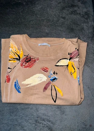 T-shirt Zara femme à motifs / Taille S, brand: Zara, condition: Good, size: S / 36 / 8, €3.00, €3.85 includes Buyer Protection