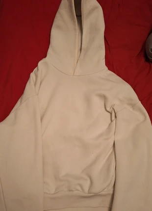 Sweat a capuche beige/blanc, marque: Pull & Bear, état: Très bon état, taille: M, 9,00 €, 10,15 € Protection acheteurs incluse