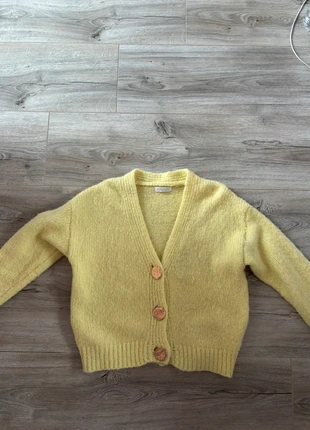 gilet jaune avec bouton doré, brand: Flamant Rose, condizioni: Ottime, taglia: Taglia unica, €8.00, €9.10 include la Protezione acquisti