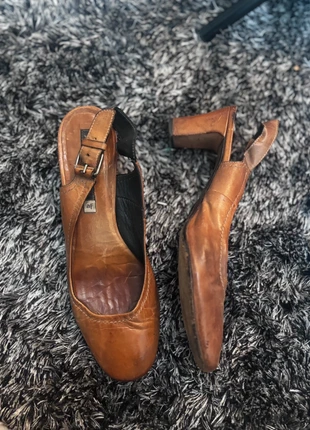 🤎 Petits escarpins en cuir vintage, brand: Alberto Fermani, condition: Good, size: 39, €3.00, €3.85 includes Buyer Protection
