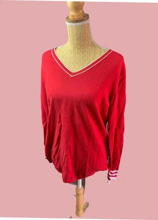 Pull Col en V Tommy Hilfiger Rouge - Taille XL, brand: Tommy Hilfiger, condition: Very good, size: XL / 42 / 14, €15.00, €16.45 includes Buyer Protection Pro