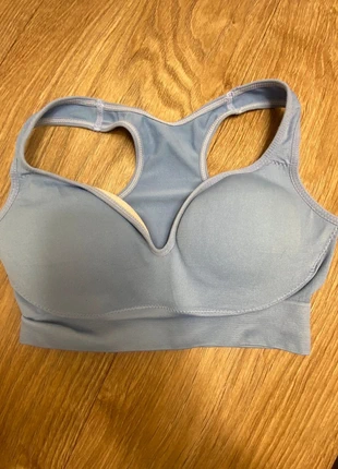 Brassière de sport femme Taille M, marque: Femme, état: Très bon état, taille: M, 5,00 €, 5,95 € Protection acheteurs (Pro) incluse