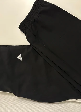 survêtement adidas, marque: adidas, état: Bon état, taille: S, 6,00 €, 7,00 € Protection acheteurs incluse