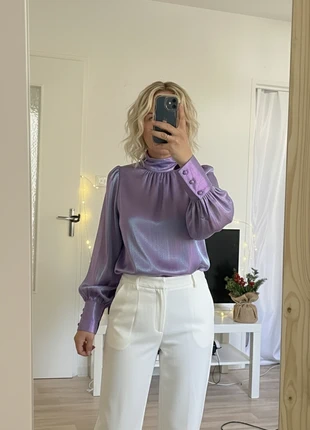 💜 Blouse satinée irisée multicolore – style luxe & tendance 2025, marque: Anna cloth, état: Très bon état, taille: M / 38 / 10, 44,76 €, 47,70 € Protection acheteurs incluse