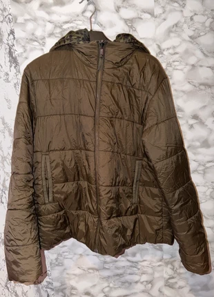 Giacchetto donna verde militare con interno maculato – come nuovo tasche interne, marque: Trendy, état: Neuf sans étiquette, taille: Taille unique, 6,00 €, 7,00 € Protection acheteurs incluse