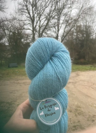 Fils laine Française, marque: LAINE, état: Neuf avec étiquette, 14,00 €, 15,40 € Protection acheteurs incluse