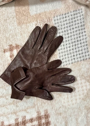 🧤 Guanti vintage in vera pelle – Made in Italy – Taglia S, brand: Vintage Chic, condizioni: Nuovo senza cartellino, taglia: S, €8.00, €9.10 include la Protezione acquisti