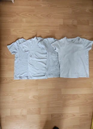 Lot de 4 Tee-shirts Unis Gris Blanc Kiabi 10 ans, brand: Kiabi, condition: Very good, size: 10 years / 140 cm, €4.99, €5.94 includes Buyer Protection