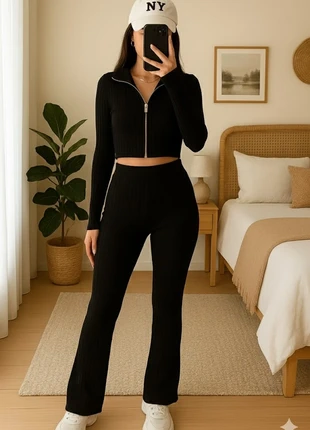 Ensemble côtelé noir de détente - Neuf 🖤, marque: Mlle Lolita, état: Neuf avec étiquette, taille: M / 38 / 10, 25,00 €, 26,95 € Protection acheteurs incluse