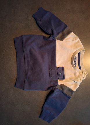 Nette trui, marque: BABY Blue, état: Très bon état, taille: 9-12 mois / 74 cm, 1,50 €, 2,28 € Protection acheteurs incluse