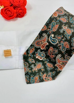 Cravate Bartex 80s France - soie marron motif cachemire - 9,5 cm très bon état, marque: Bartex, état: Très bon état, 12,00 €, 13,30 € Protection acheteurs (Pro) incluse