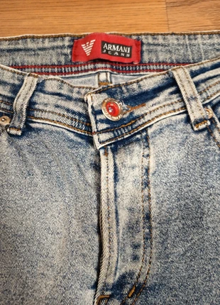 Jeans Armani slim taille 40, marque: Armani, état: Très bon état, taille: W31 | FR 40, 15,00 €, 16,45 € Protection acheteurs incluse