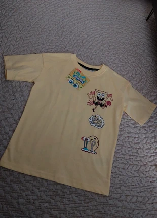 Sponge bob square pants t shirt. Maat 128. Nieuw, merk: SpongeBob SquarePants, staat: Nieuw met prijskaartje, maat: 8 jaar / 128 cm, € 9,95, € 11,15 inclusief Kopersbescherming