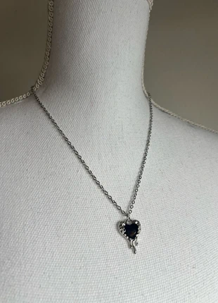 Vintage necklace heart, marque: Vintage Dressing, état: Très bon état, 7,00 €, 8,05 € Protection acheteurs (Pro) incluse