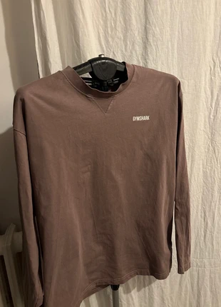 Teeshirt manche longue, marque: Gymshark, état: Très bon état, taille: M, 20,00 €, 21,70 € Protection acheteurs incluse