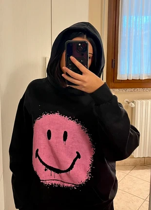 Felpa con cappuccio oversize nera Bershka - Taglia S, brand: Bershka, condizioni: Ottime, taglia: S / IT 40 / EU 36, €14.90, €16.35 include la Protezione acquisti