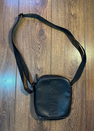 Riñonera de Calvin Klein, marca: Calvin Klein, estado: Bom, €7.00, €8.05 inclui Proteção do Comprador