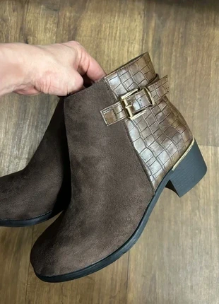 Bottines à talons bimatières - Neuves jamais portées., marque: Mckoine, état: Neuf avec étiquette, taille: 43, 24,00 €, 25,90 € Protection acheteurs incluse