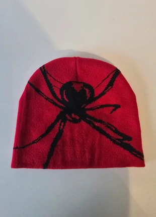 Red beanie streetwear y2k, brand: Reaven, condizioni: Nuovo senza cartellino, taglia: Taglia unica, €10.00, €11.20 include la Protezione acquisti