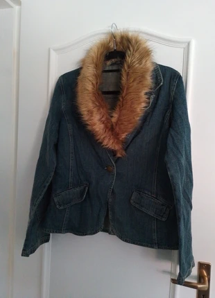 Modieus jeans jasje met bontkraag je maat 44, merk: Trend One, staat: Heel goed, maat: XXL / 44 / 16, € 15,00, € 16,45 inclusief Kopersbescherming
