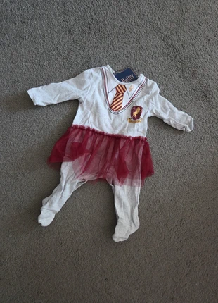 Boxpakje, merk: Harry Potter, staat: Nieuw met prijskaartje, maat: 6-9 maanden / 68 cm, € 8,00, € 9,10 inclusief Kopersbescherming