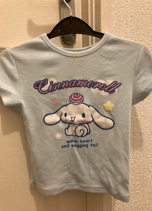 Cinnamoroll cropped top, brand: Bershka, condition: Very good, size: XS / 34 / 6, €3.00, €3.85 includes Buyer Protection