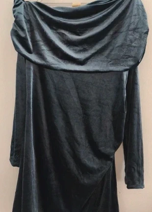 Vestido terciopelo talla xl, brand: H&M, condition: Very good, size: XL / 42 / 14, €5.00, €5.95 includes Buyer Protection