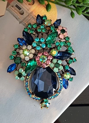 Broche, marque: Fashion, état: Très bon état, 4,00 €, 4,90 € Protection acheteurs incluse